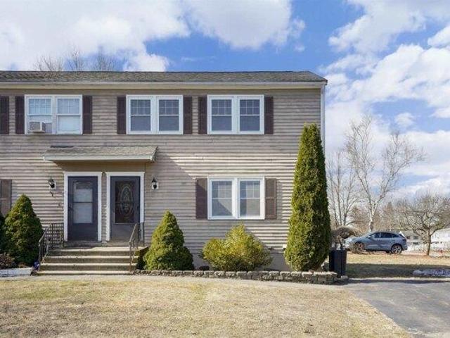 condo with 3 bedroom, Derry NH ES104332418