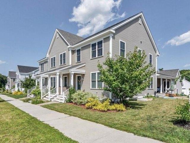 condo with 3 bedroom, Devens MA ES105330681