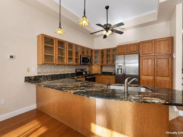 condo with 3 bedroom, Dover NH DS103496408