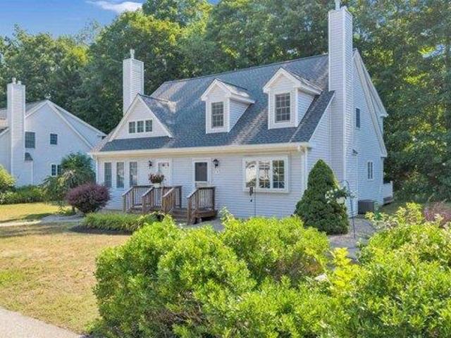 condo with 3 bedroom, Dover NH ES105587099