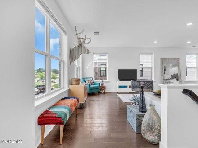 condo with 3 bedroom, Eatontown NJ ES105255091