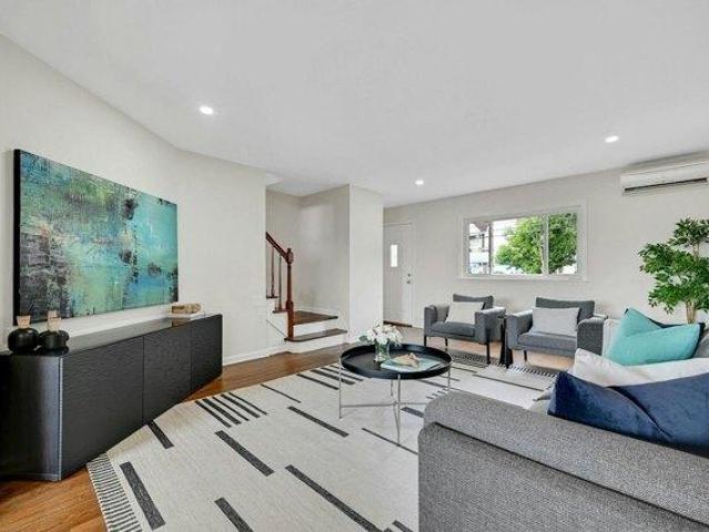 condo with 3 bedroom, Edgewater NJ ES105496689