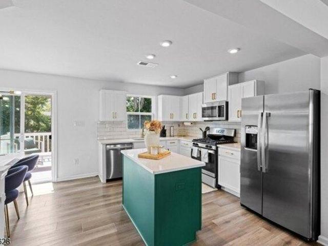 condo with 3 bedroom, Edgewater Park NJ ES105288487