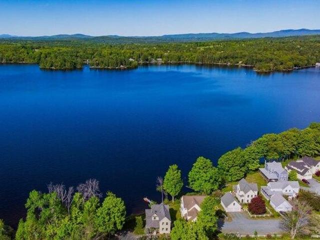 condo with 3 bedroom, Enfield NH ES104849383