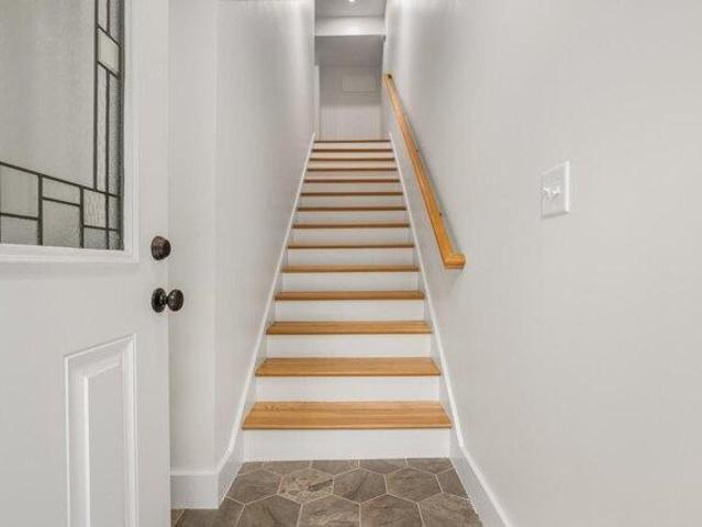 condo with 3 bedroom, Epping NH ES105364680