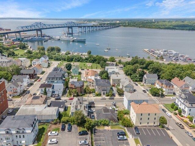 condo with 3 bedroom, Fall River MA ES105537328
