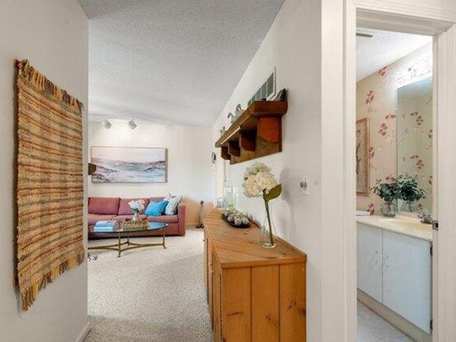 condo with 3 bedroom, Falmouth MA ES105660880