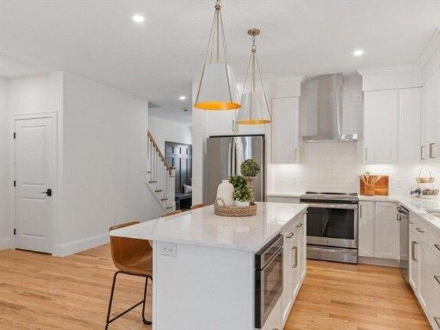 condo with 3 bedroom, Franklin MA ES105428273