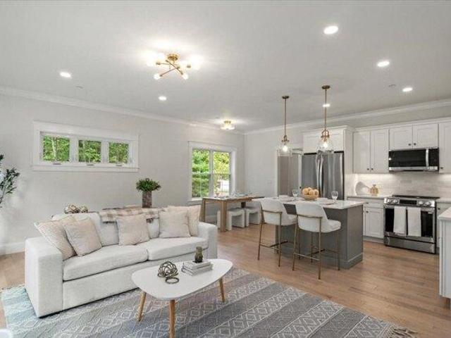 condo with 3 bedroom, Franklin MA ES105549616