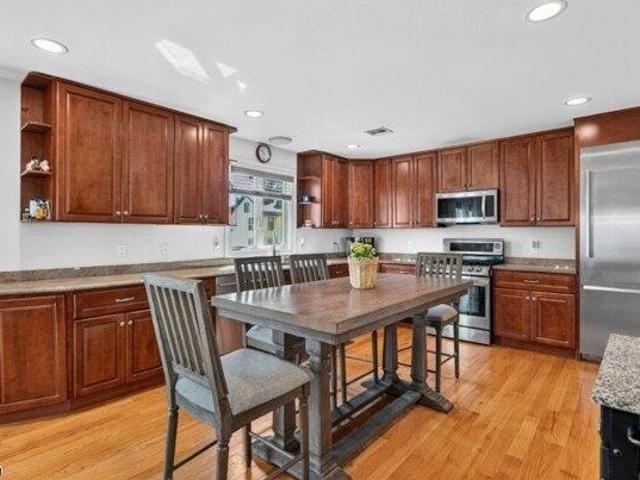 condo with 3 bedroom, Garfield NJ ES105254557