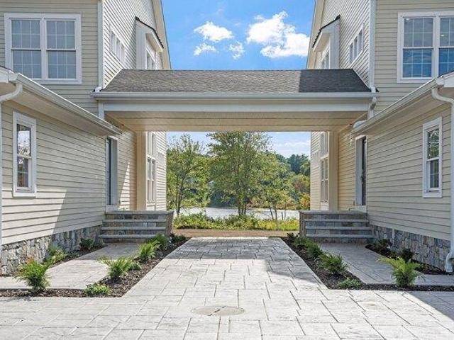condo with 3 bedroom, Georgetown MA ES105586392
