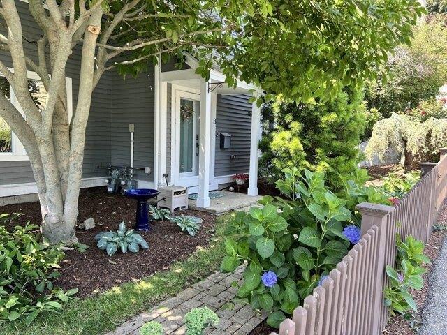 condo with 3 bedroom, Gloucester MA ES105476488