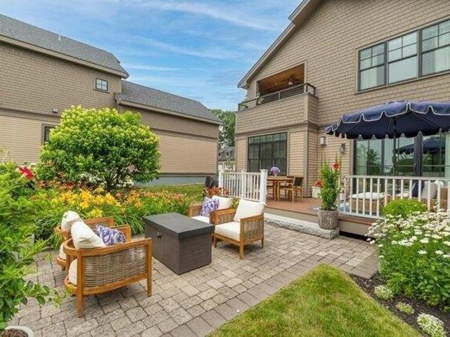 condo with 3 bedroom, Gloucester MA ES105495193