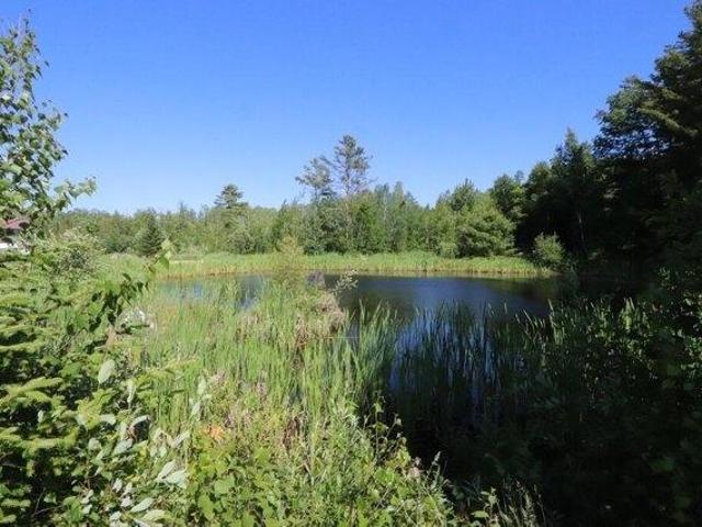 condo with 3 bedroom, Glenburn ME ES105926838