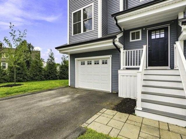condo with 3 bedroom, Grafton MA ES105497475