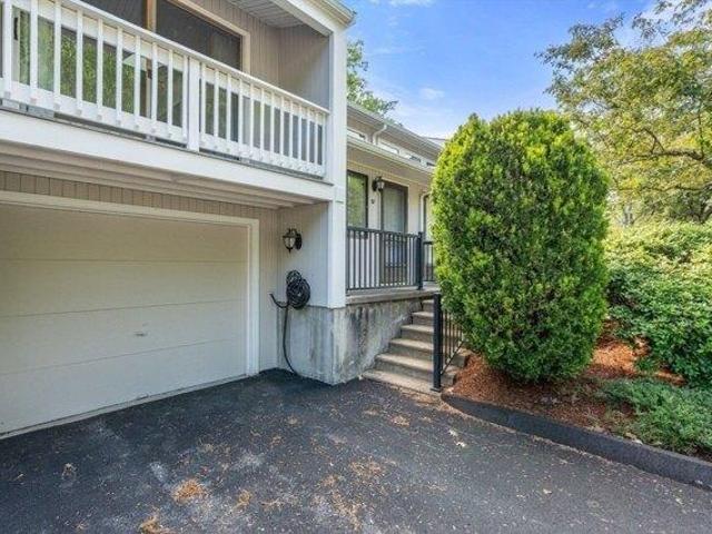 condo with 3 bedroom, Grafton MA ES105632746