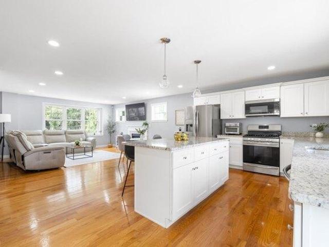condo with 3 bedroom, Grafton MA ES105659562