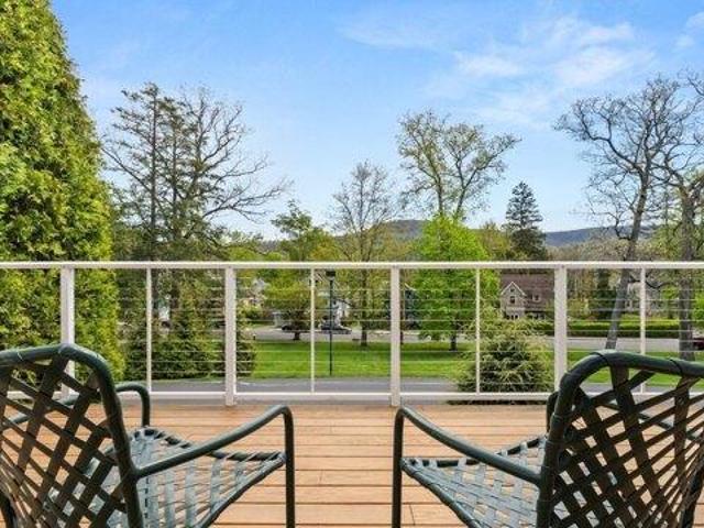 condo with 3 bedroom, Great Barrington MA ES105562425