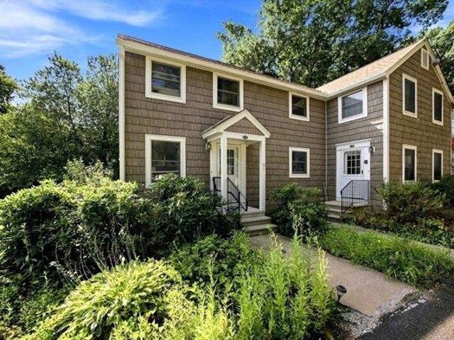 condo with 3 bedroom, Greenfield MA ES105350725