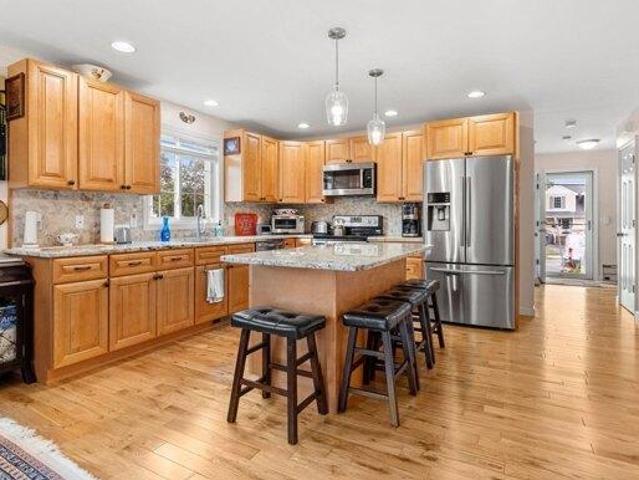 condo with 3 bedroom, Haverhill MA ES105588714