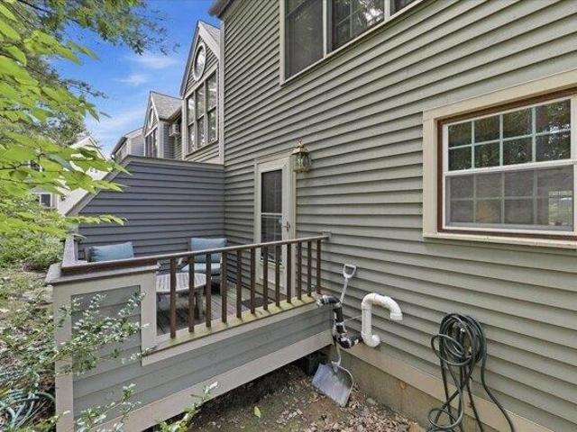 condo with 3 bedroom, Hooksett NH ES104409813