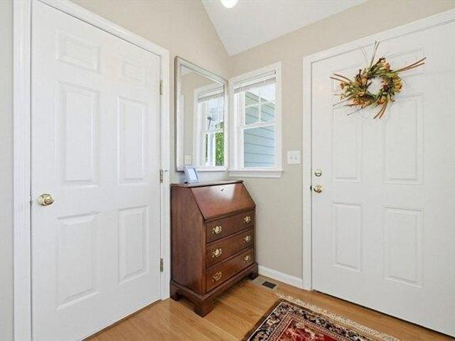 condo with 3 bedroom, Holden MA ES104442283