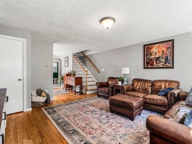 condo with 3 bedroom, Ipswich MA DS104234720