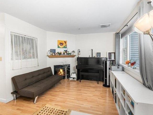 condo with 3 bedroom, Ipswich MA ES105558989