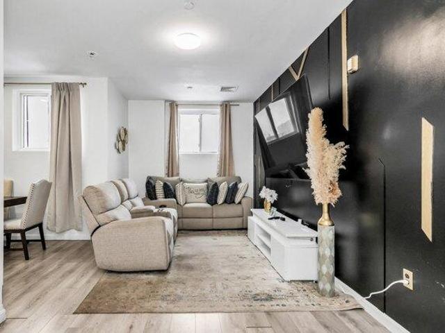 condo with 3 bedroom, Lawrence MA ES105614633