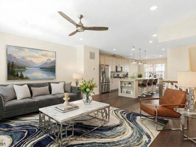 condo with 3 bedroom, Livingston NJ ES105425091