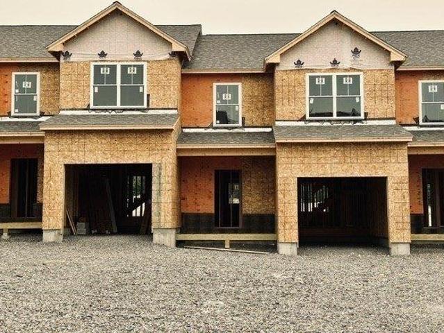 condo with 3 bedroom, Londonderry NH ES105493128