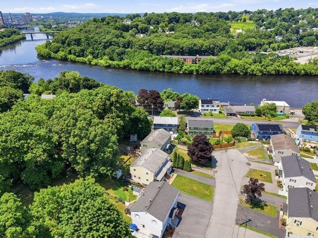 condo with 3 bedroom, Lowell MA ES105634028