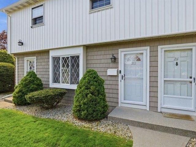 condo with 3 bedroom, Ludlow MA ES104542606