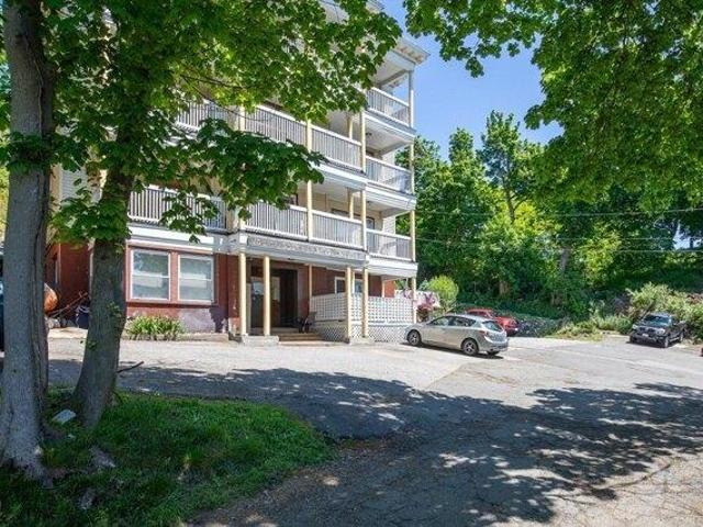 condo with 3 bedroom, Lynn MA ES105383406