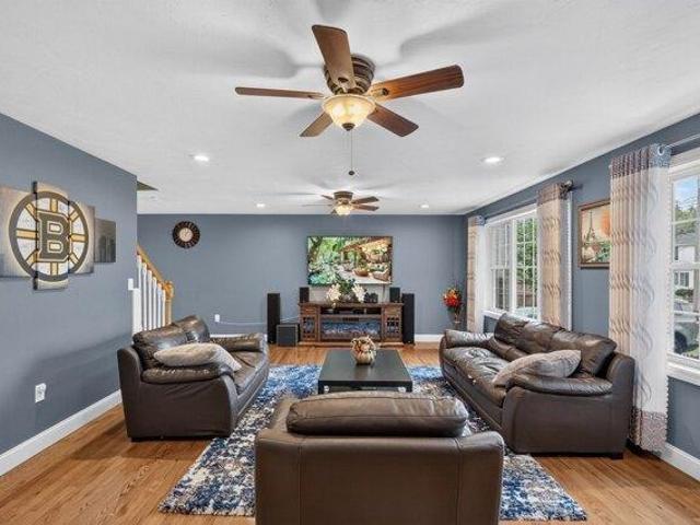 condo with 3 bedroom, Lynn MA ES105442076