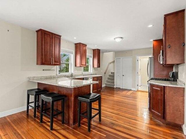 condo with 3 bedroom, m MA ES105427744