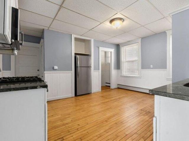 condo with 3 bedroom, m MA ES105550804