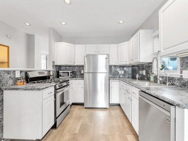 condo with 3 bedroom, m MA ES105589963