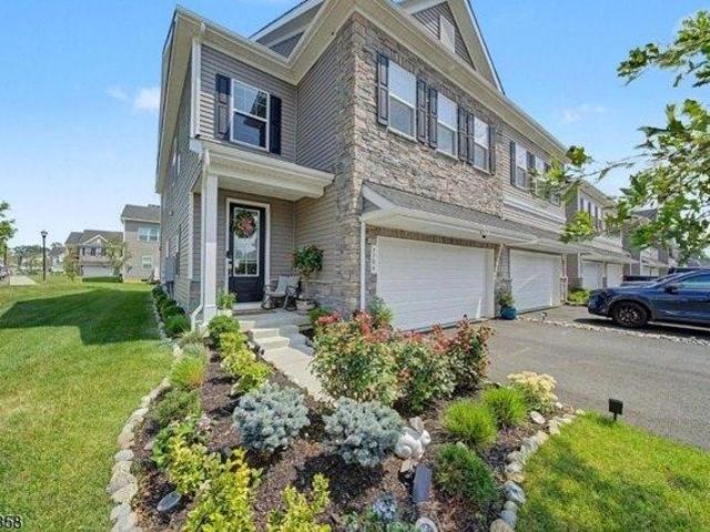condo with 3 bedroom, Marlboro NJ ES105549964