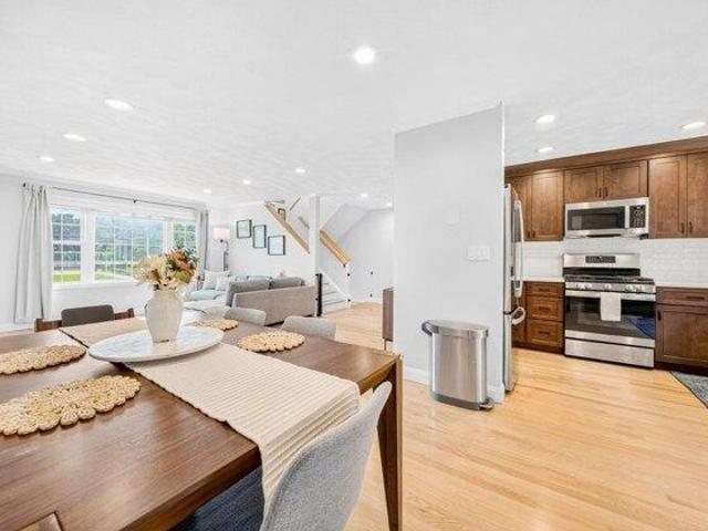 condo with 3 bedroom, Melrose MA ES105578633