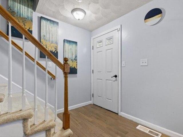 condo with 3 bedroom, Methuen MA ES105533430