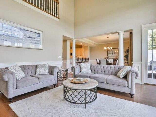 condo with 3 bedroom, Middleton MA ES105575893