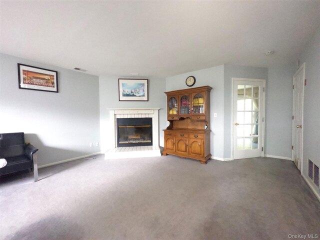 condo with 3 bedroom, Middletown NY ES105319238