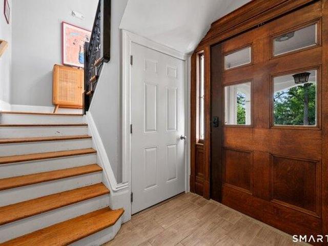 condo with 3 bedroom, Middletown CT ES105416634
