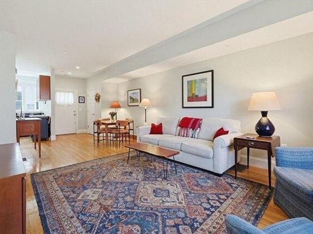 condo with 3 bedroom, Natick MA ES105548802