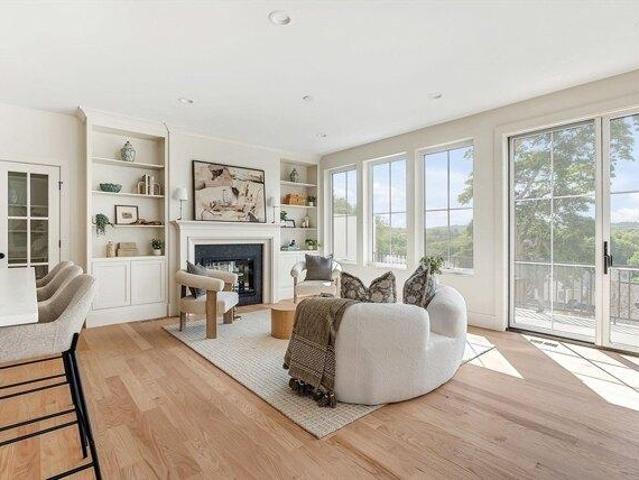 condo with 3 bedroom, Needham MA ES105386194