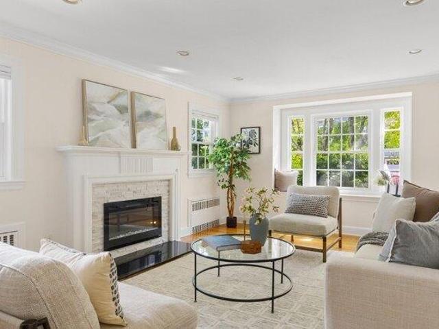 condo with 3 bedroom, Newton MA ES105417228