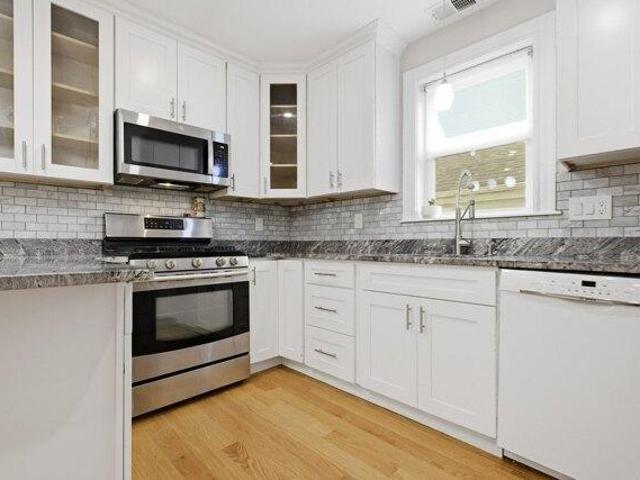 condo with 3 bedroom, Newton MA ES105478911