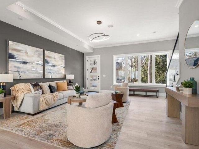 condo with 3 bedroom, Newton MA ES105588688