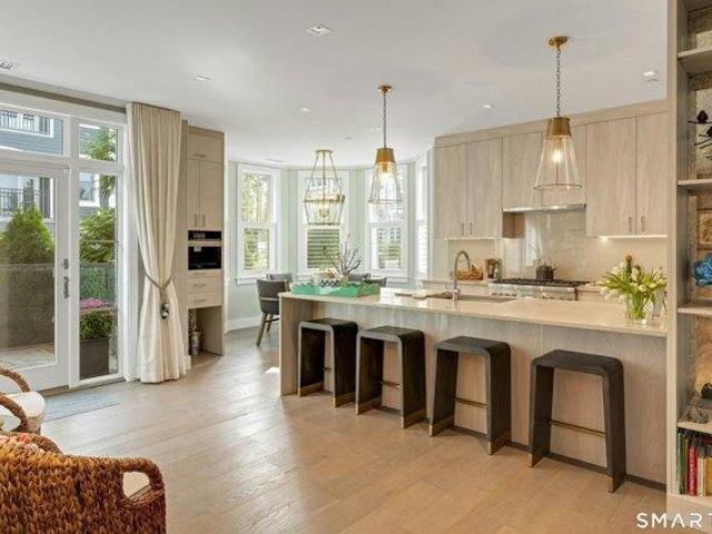 condo with 3 bedroom, New Canaan CT ES105532782